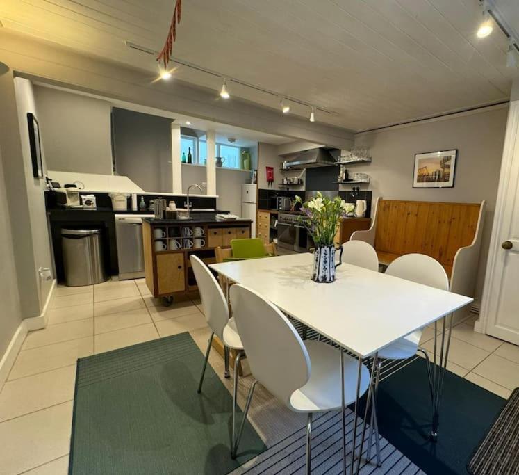 2 Bed Georgian Cottage, Ramsgate Eksteriør bilde